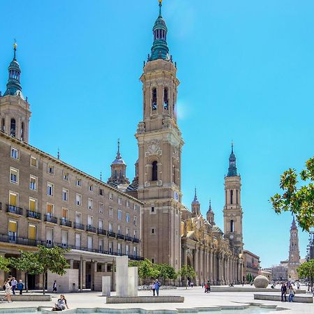 A Orillas Del Pilar Con Parking Zaragoza Kültér fotó